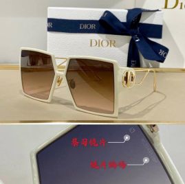 Picture of Dior Sunglasses _SKUfw53692056fw